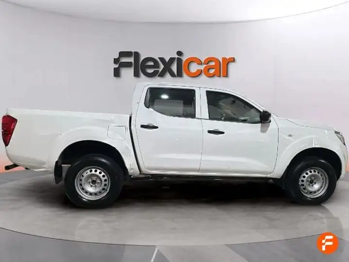 Nissan Navara 2020, foto 9
