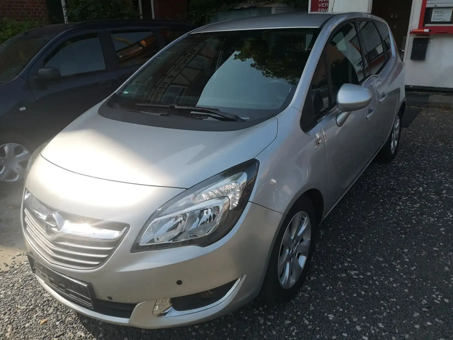 Opel Meriva 1.4 Active 103kW Automatik Серебристый - 1