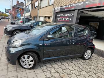 Aygo 1.0i VVT-Airco Jantes ALU 1er Proprio Carnet