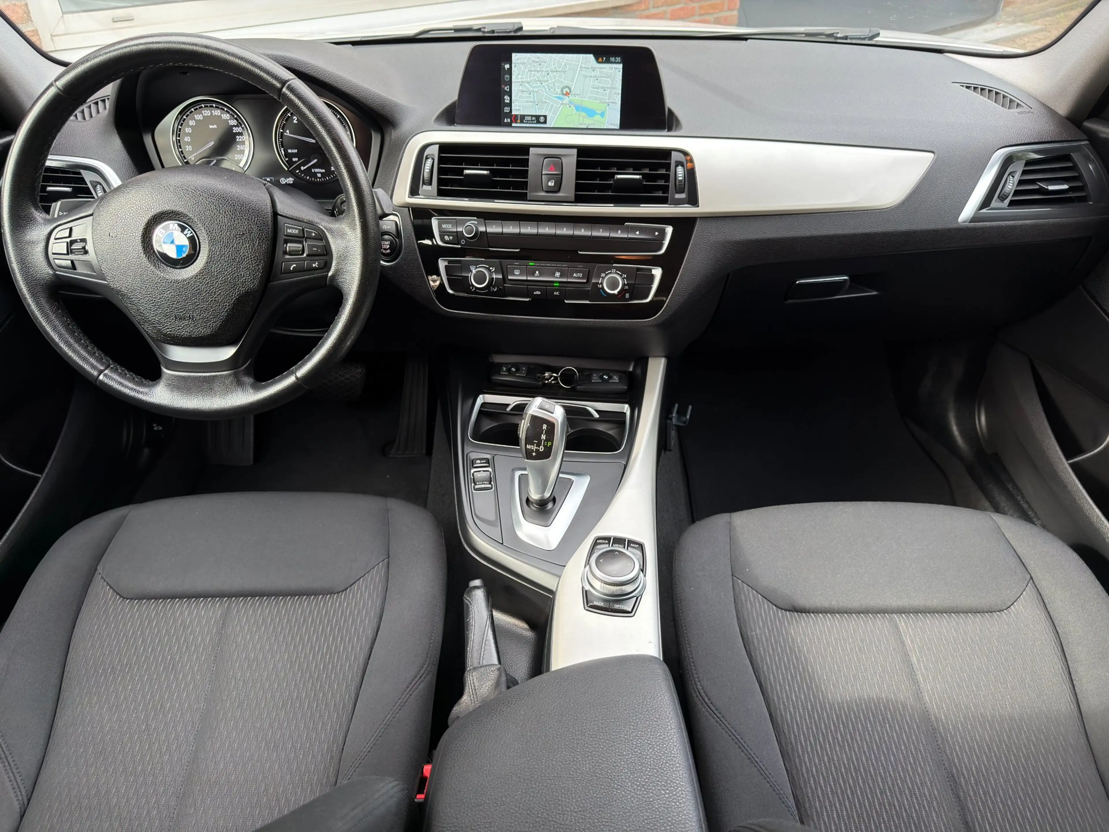 BMW 118 1-serie 118i Corporate | Navi | Automaat | Clima | — photo 11