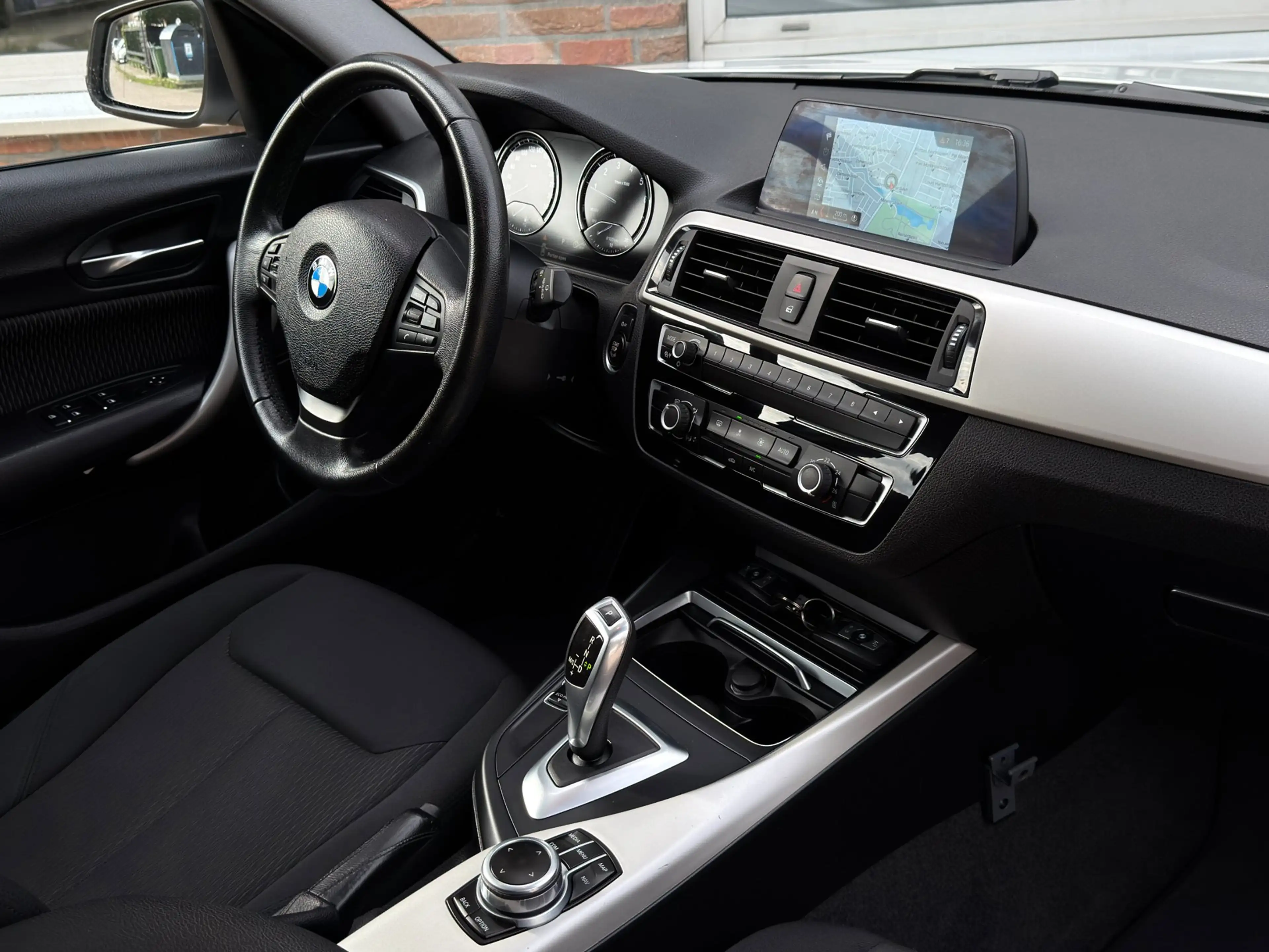 BMW 118 1-serie 118i Corporate | Navi | Automaat | Clima | — photo 7