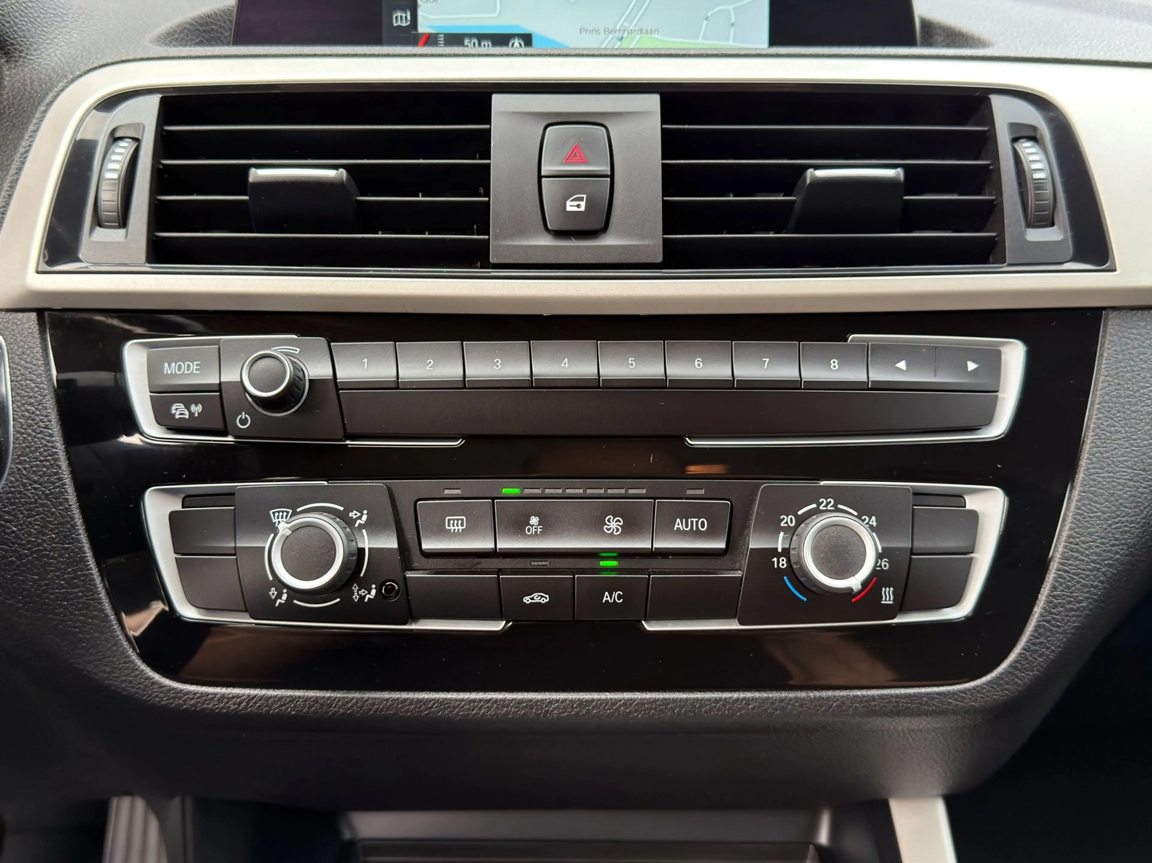 BMW 118 1-serie 118i Corporate | Navi | Automaat | Clima | — photo 14