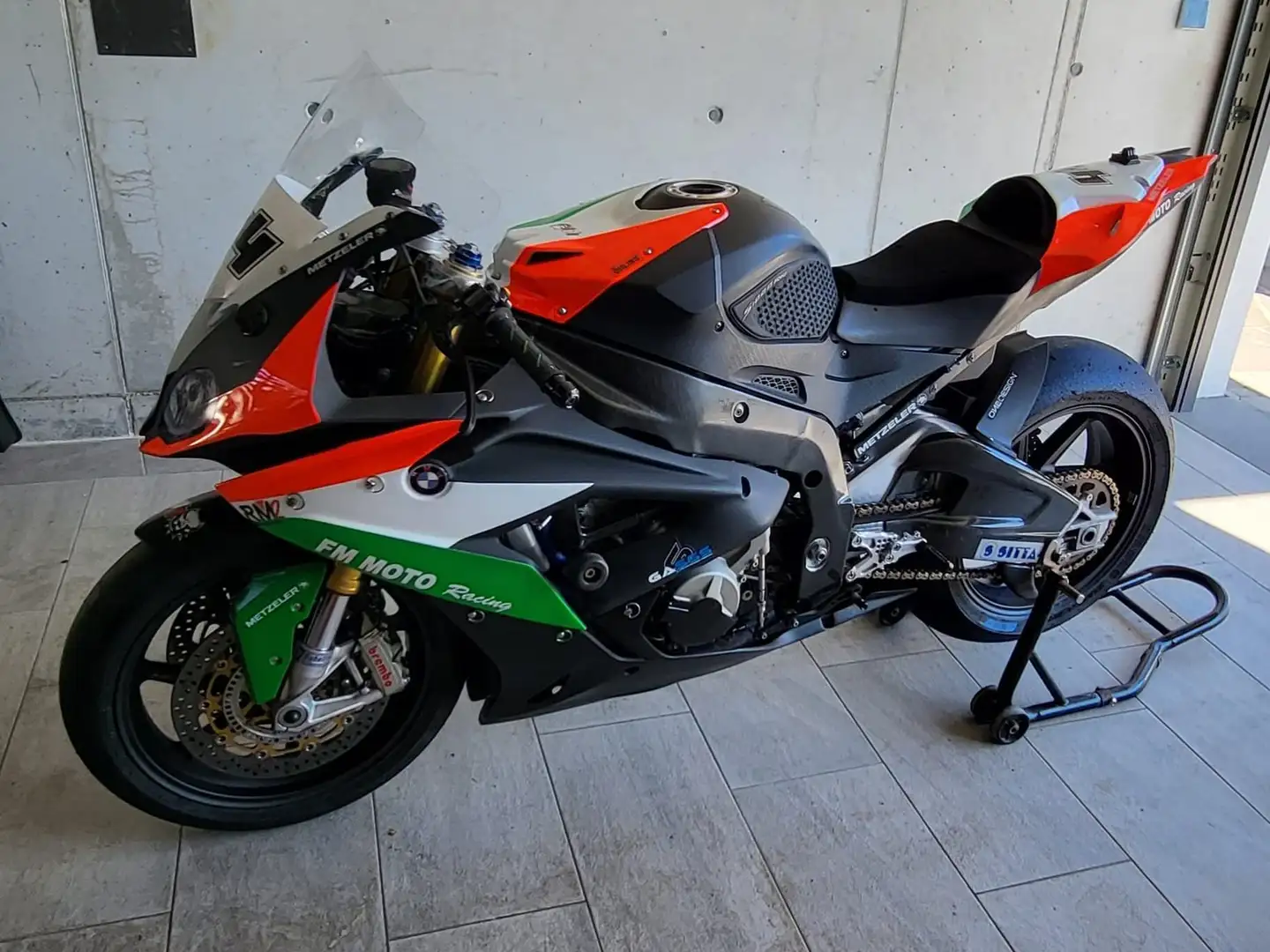 BMW HP4 S 1000 RR Pista Black - 1