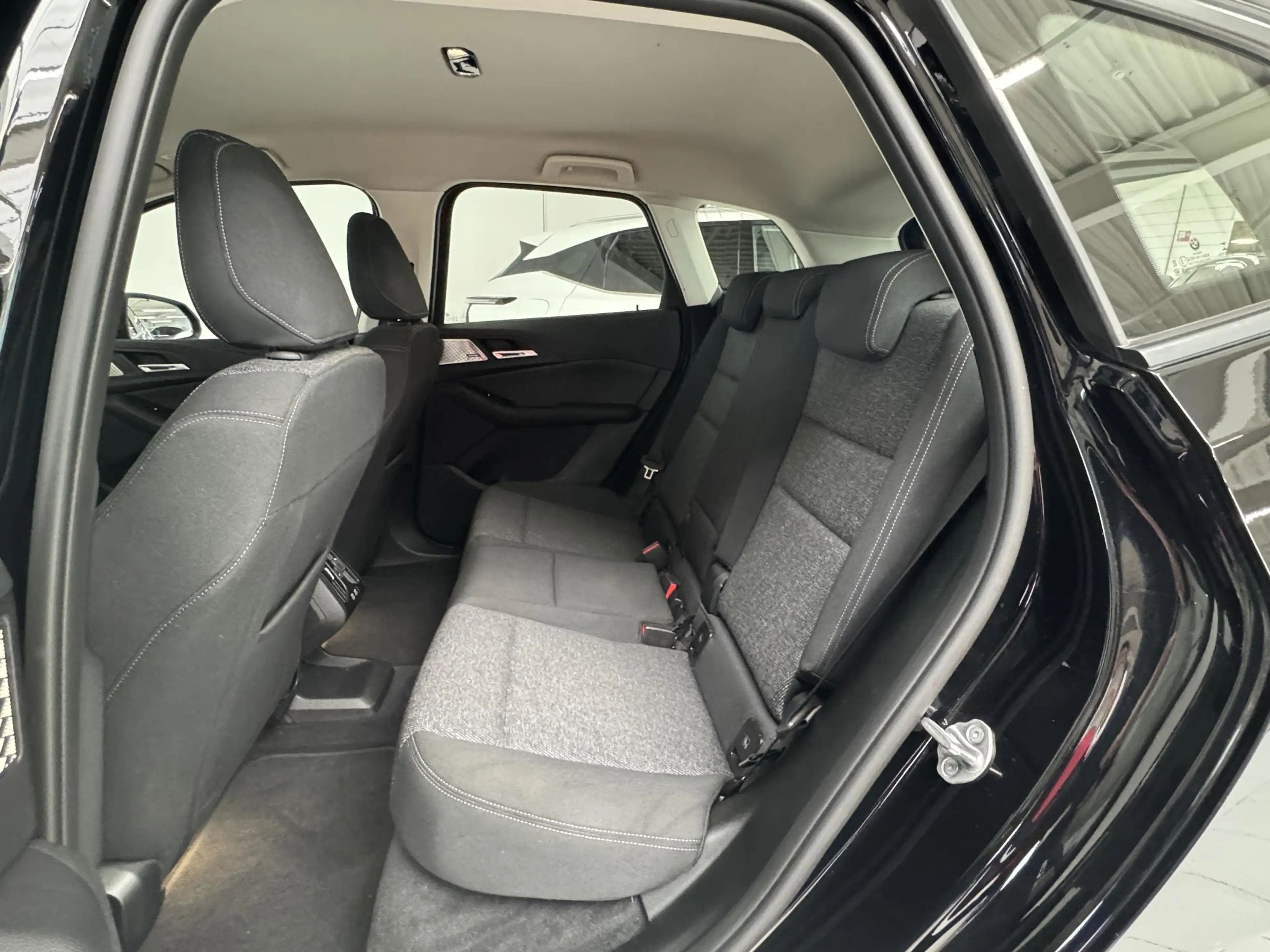 BMW 225 2-serie Active Tourer 225e xDrive | Navigatie | Ac — photo 8