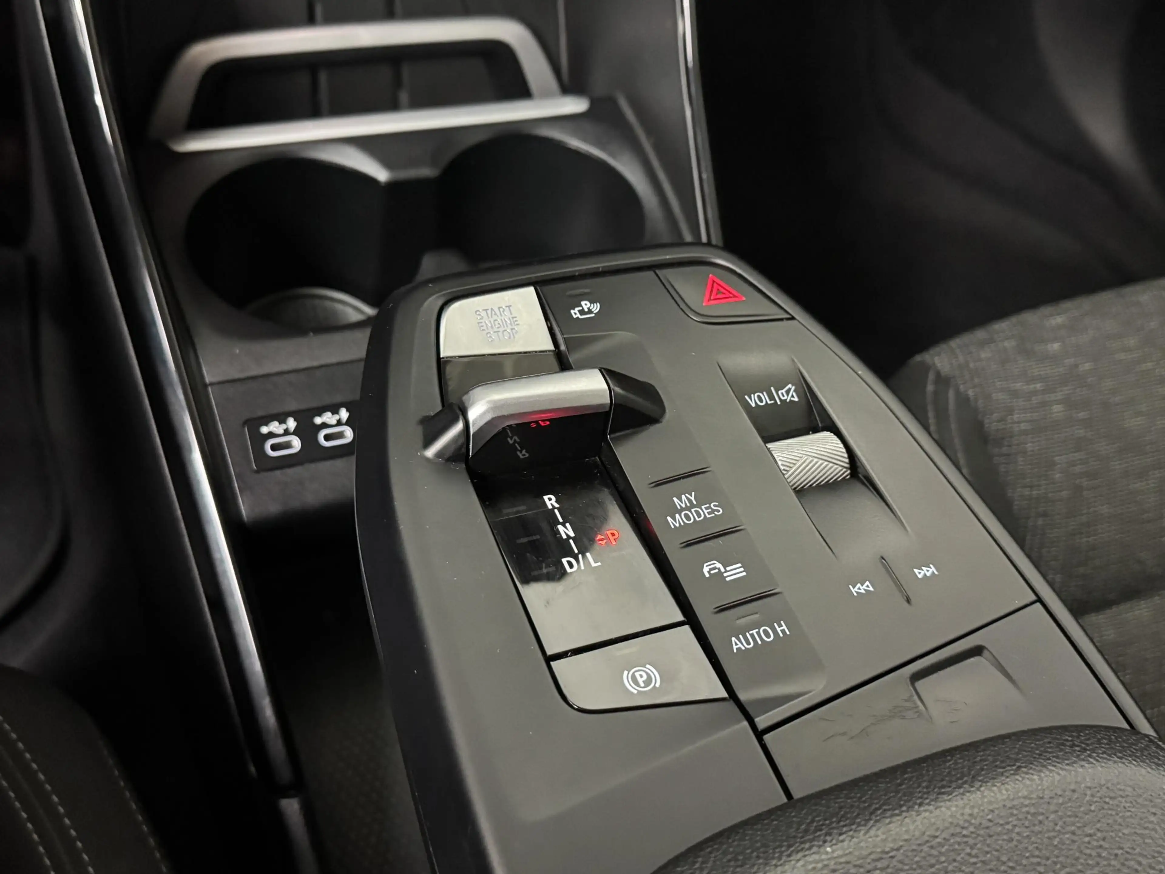 BMW 225 2-serie Active Tourer 225e xDrive | Navigatie | Ac — photo 17