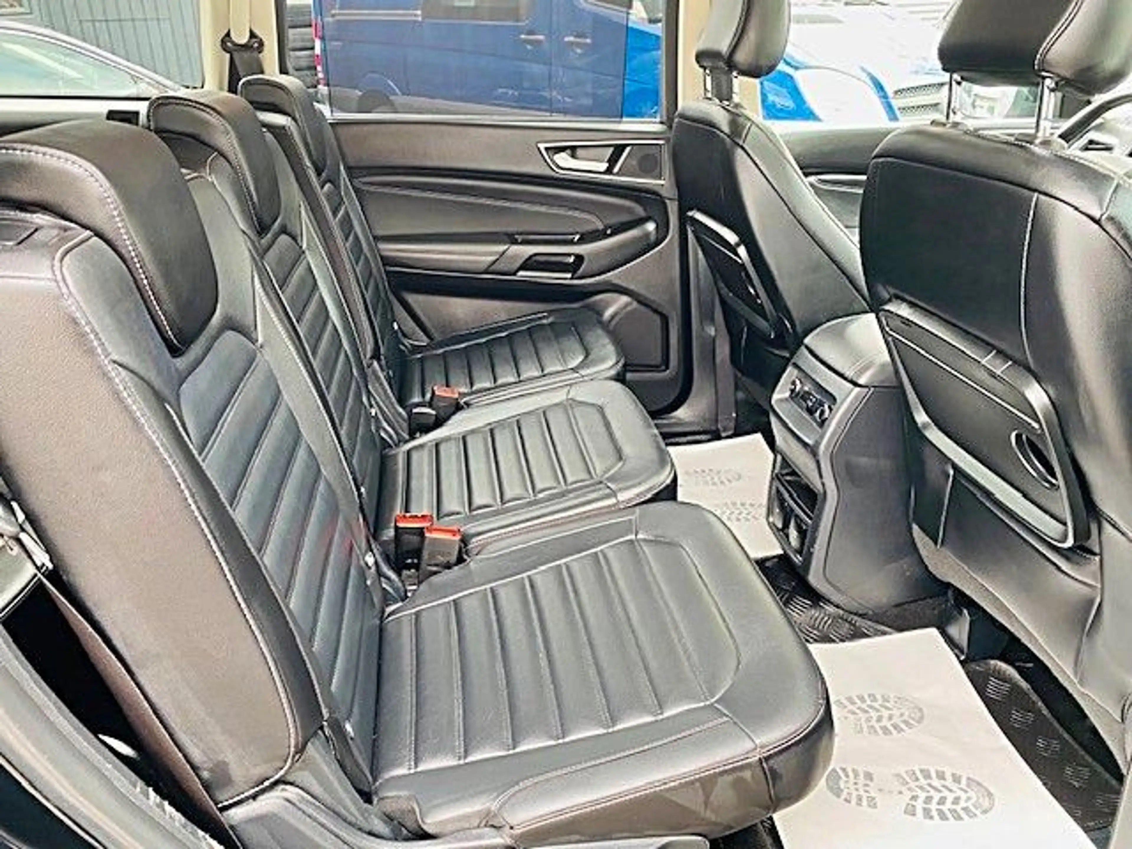 Ford Galaxy 2,0 EcoBlue 140kW Titanium Auto — photo 17