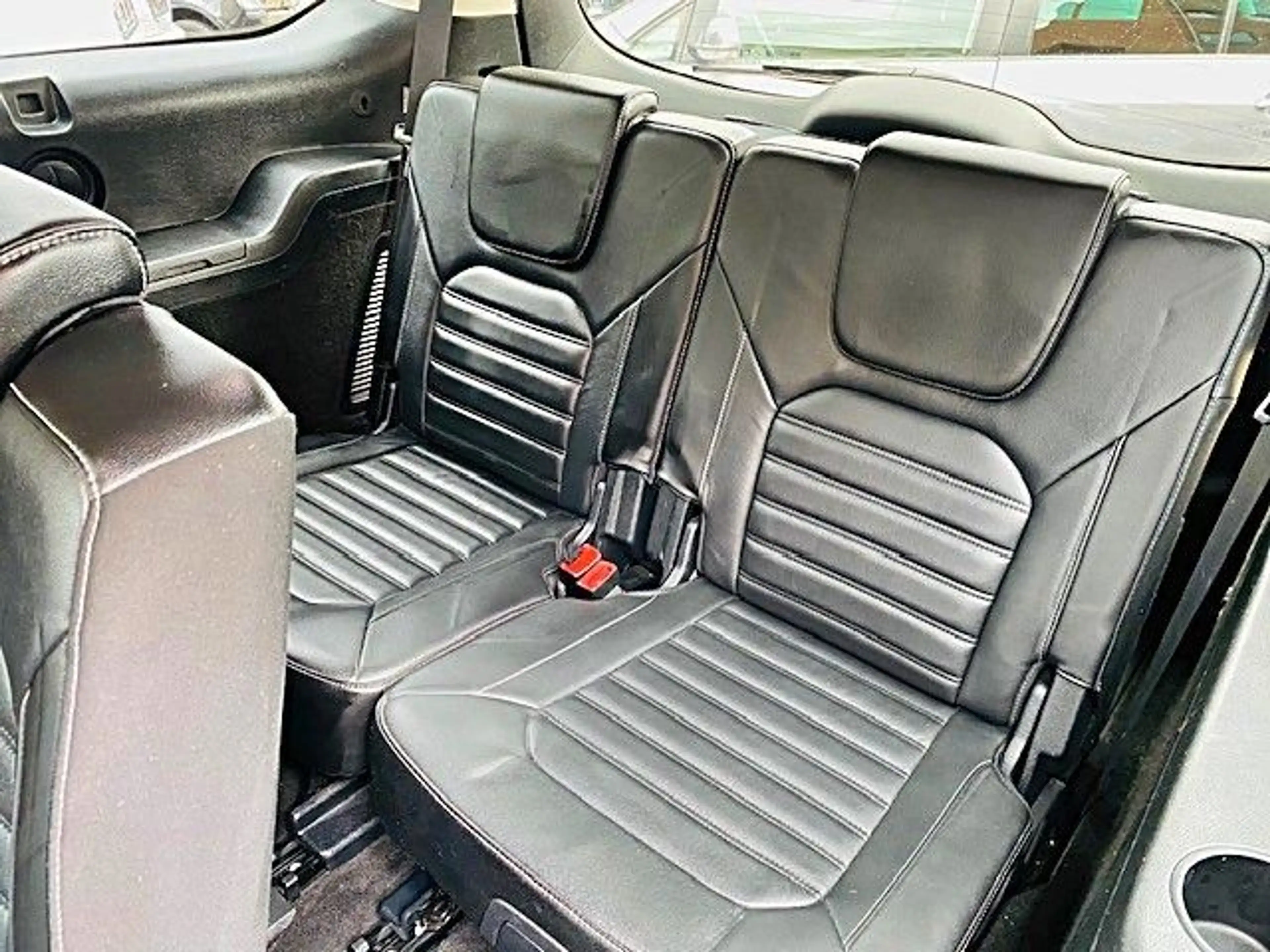 Ford Galaxy 2,0 EcoBlue 140kW Titanium Auto — photo 20