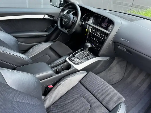 Audi A5 view 11