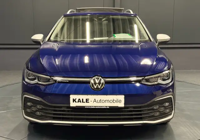 Volkswagen Golf view 11