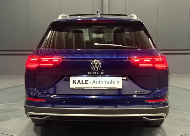 Volkswagen Golf view 6