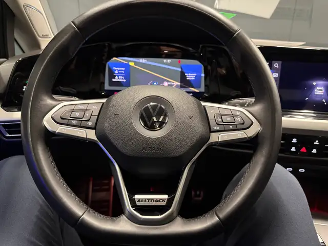 Volkswagen Golf view 28