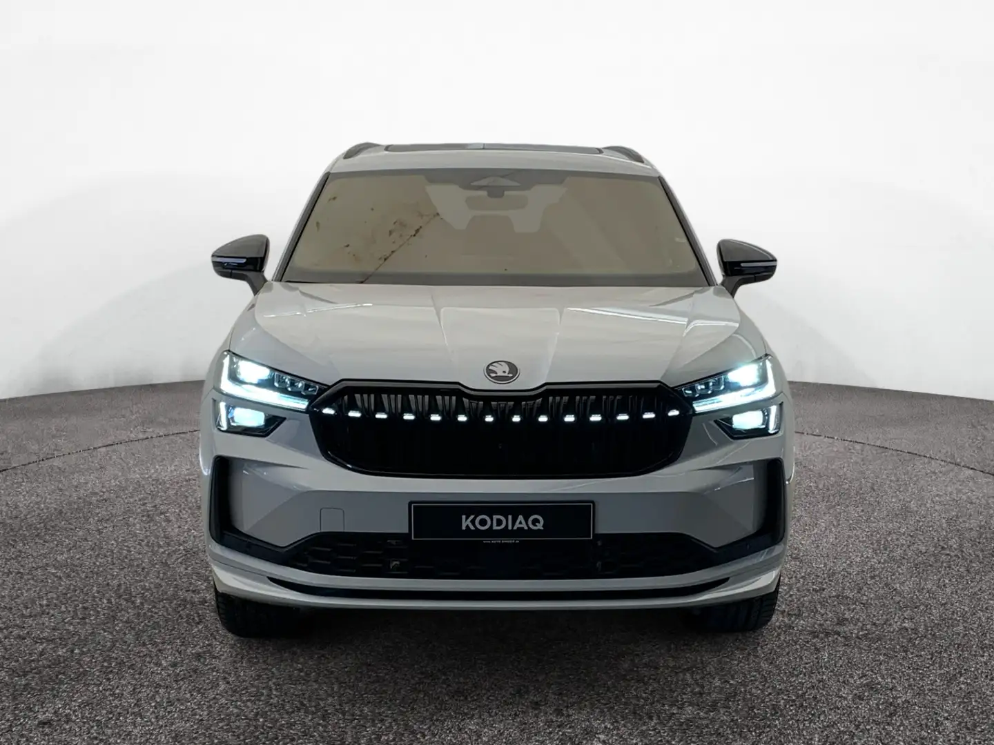Skoda Kodiaq Sportline 1.5 TSI iV DSG *PANO*MATRIX*AHK Weiß - 2
