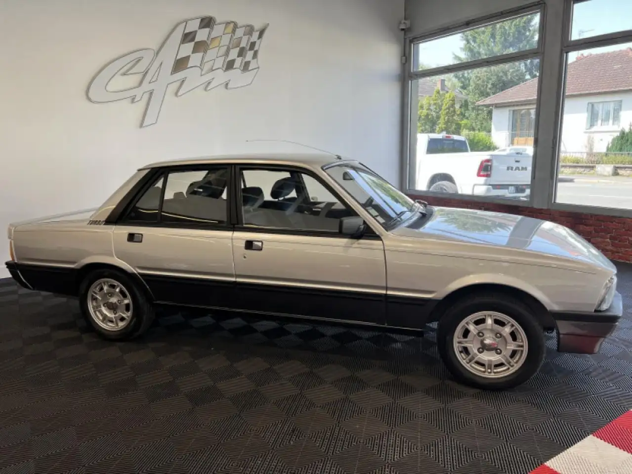 Peugeot 505 TURBO, foto 4