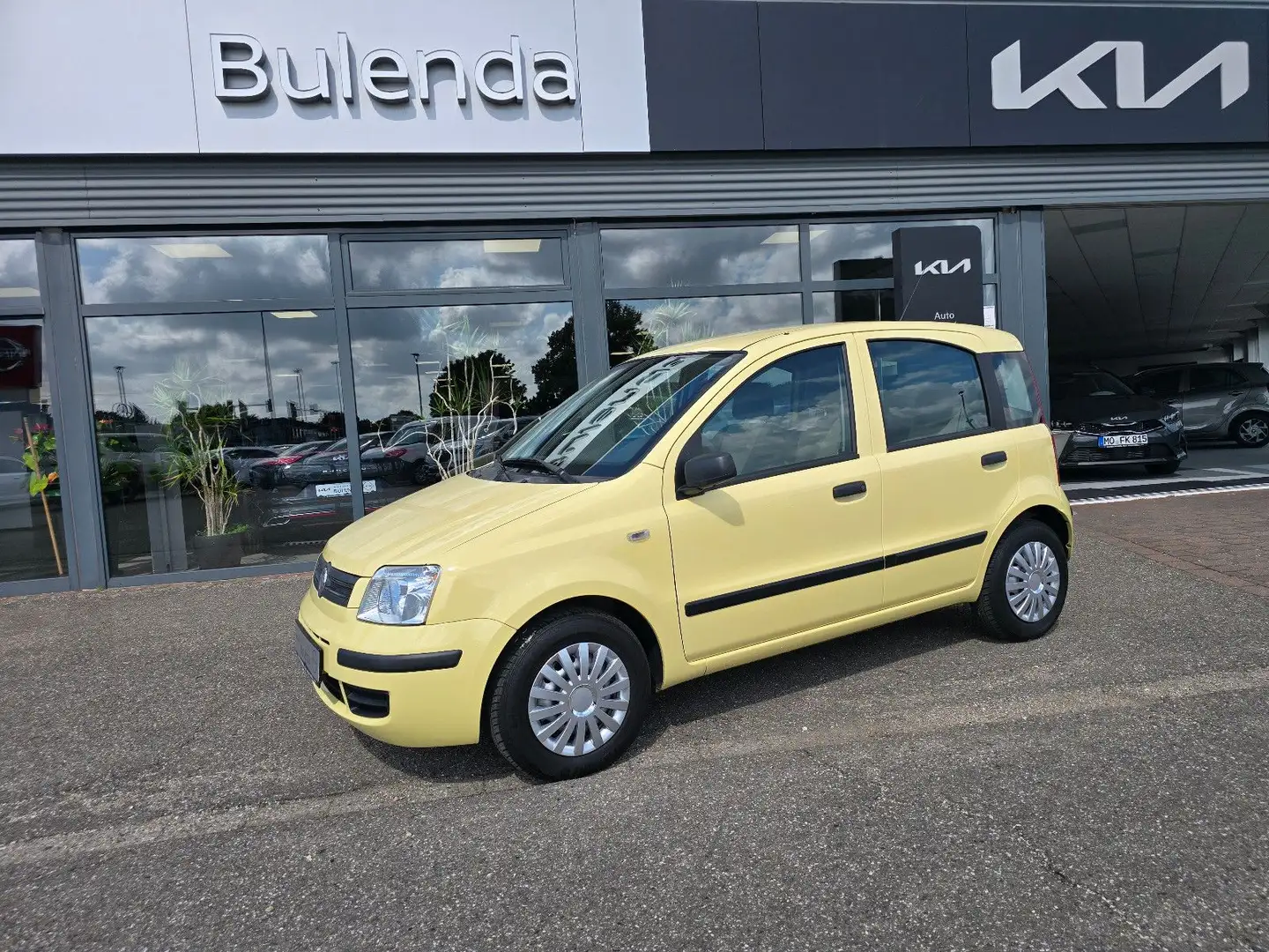 Fiat Panda 1.2 8V Dynamic Automatik Gelb - 1