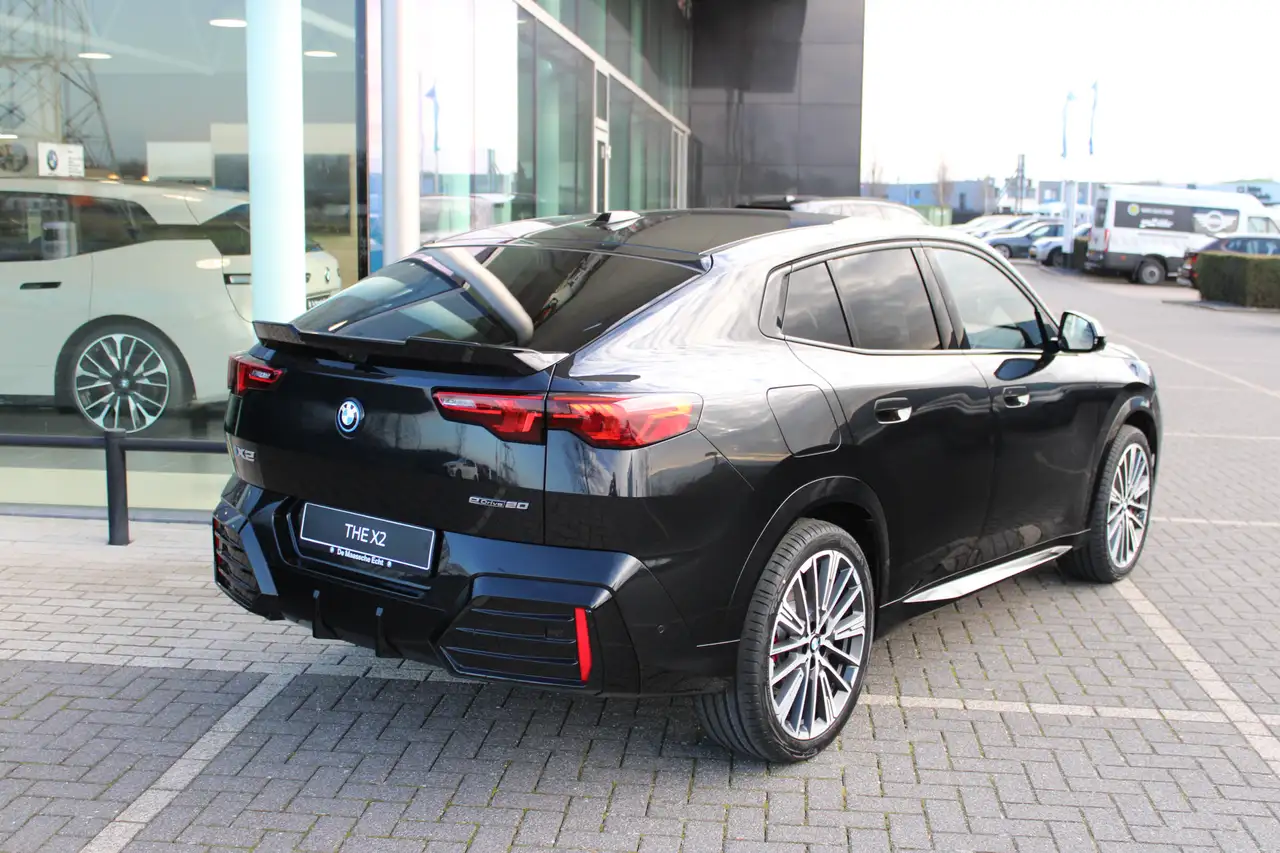 BMW iX2 2026