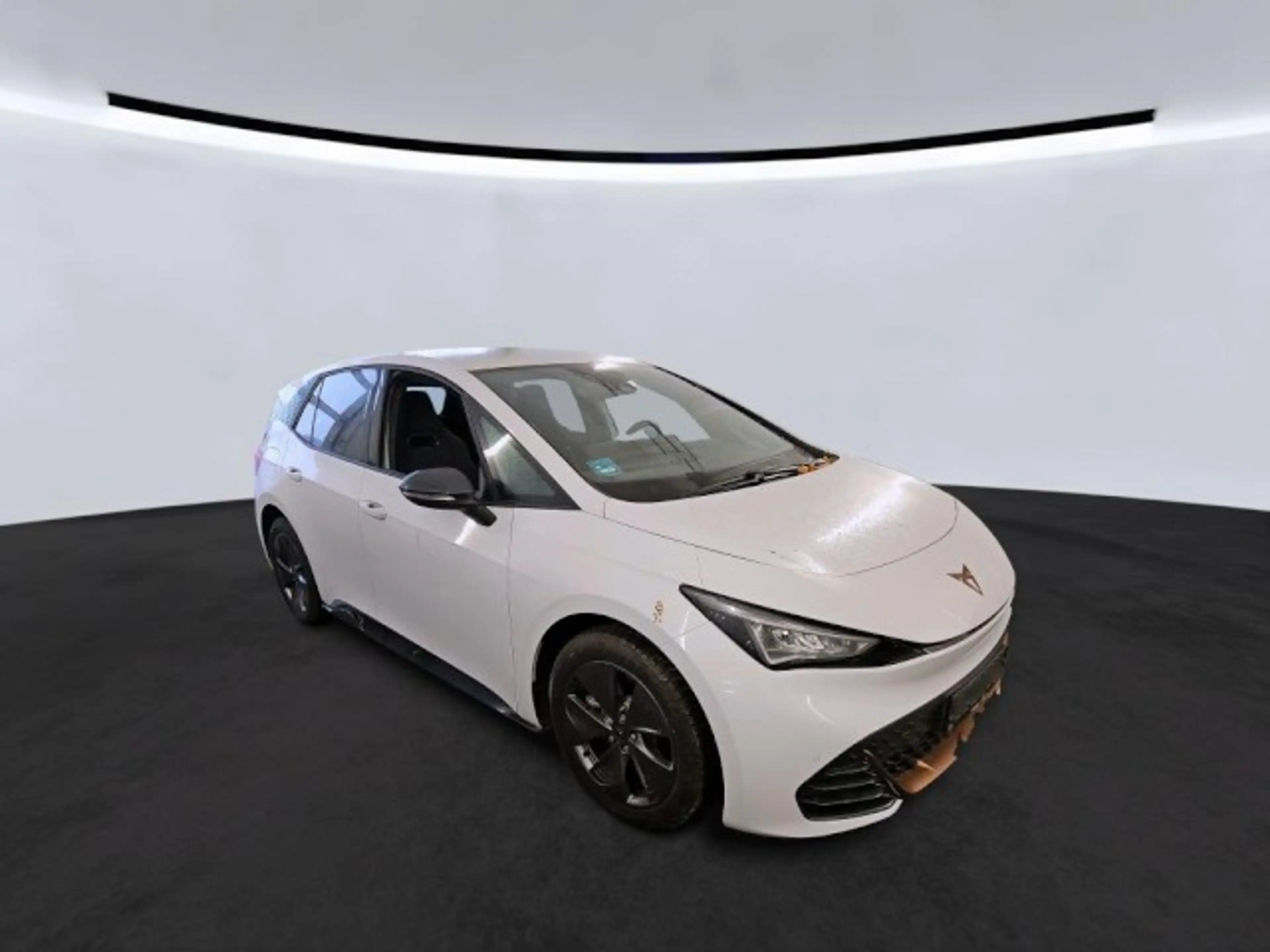 CUPRA Born 204PS/62kWh WÄPU+SHZ+ACC+RKAM+KESSY+CARPLAY Klima — photo 2
