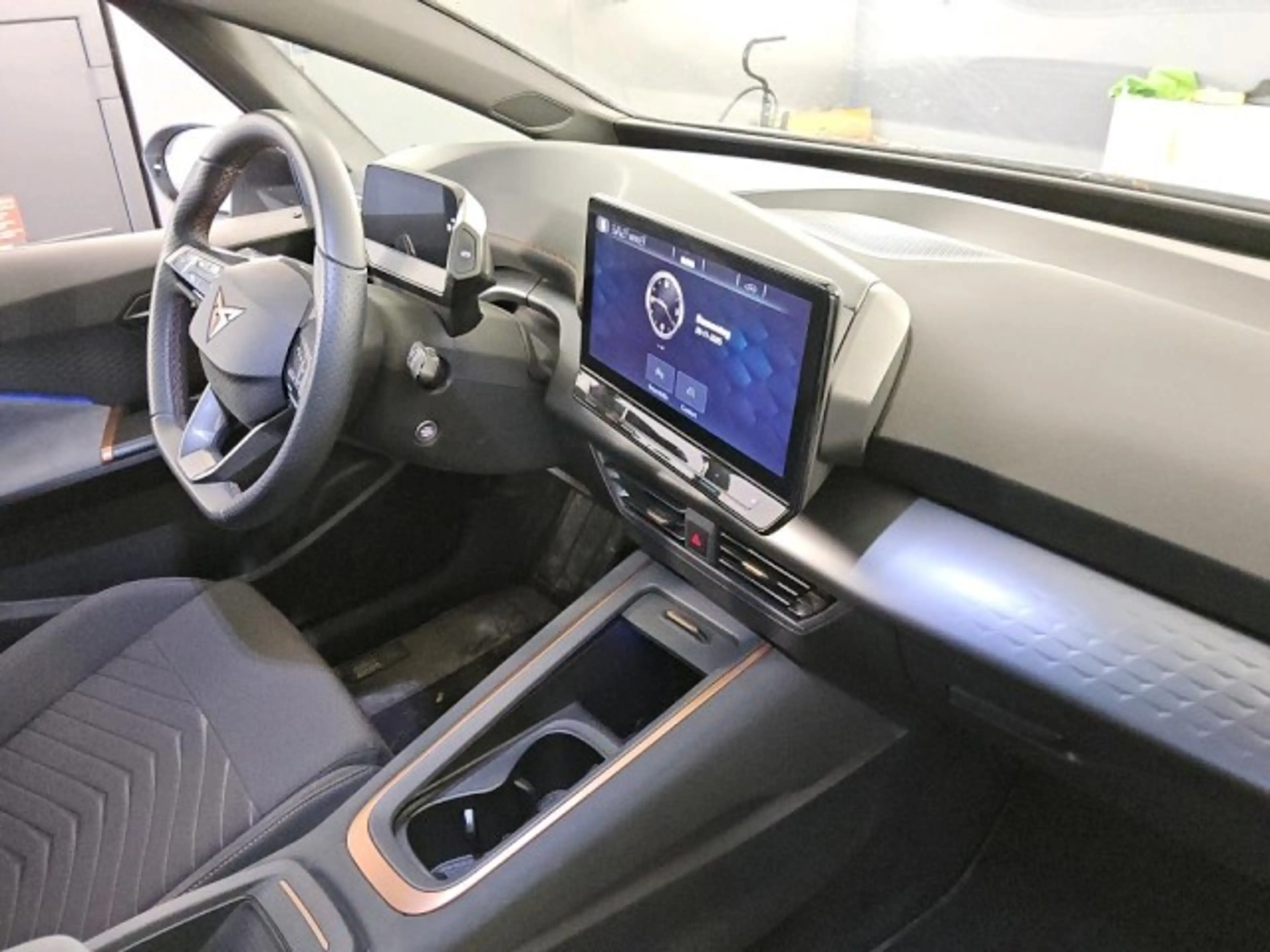 CUPRA Born 204PS/62kWh WÄPU+SHZ+ACC+RKAM+KESSY+CARPLAY Klima — photo 8