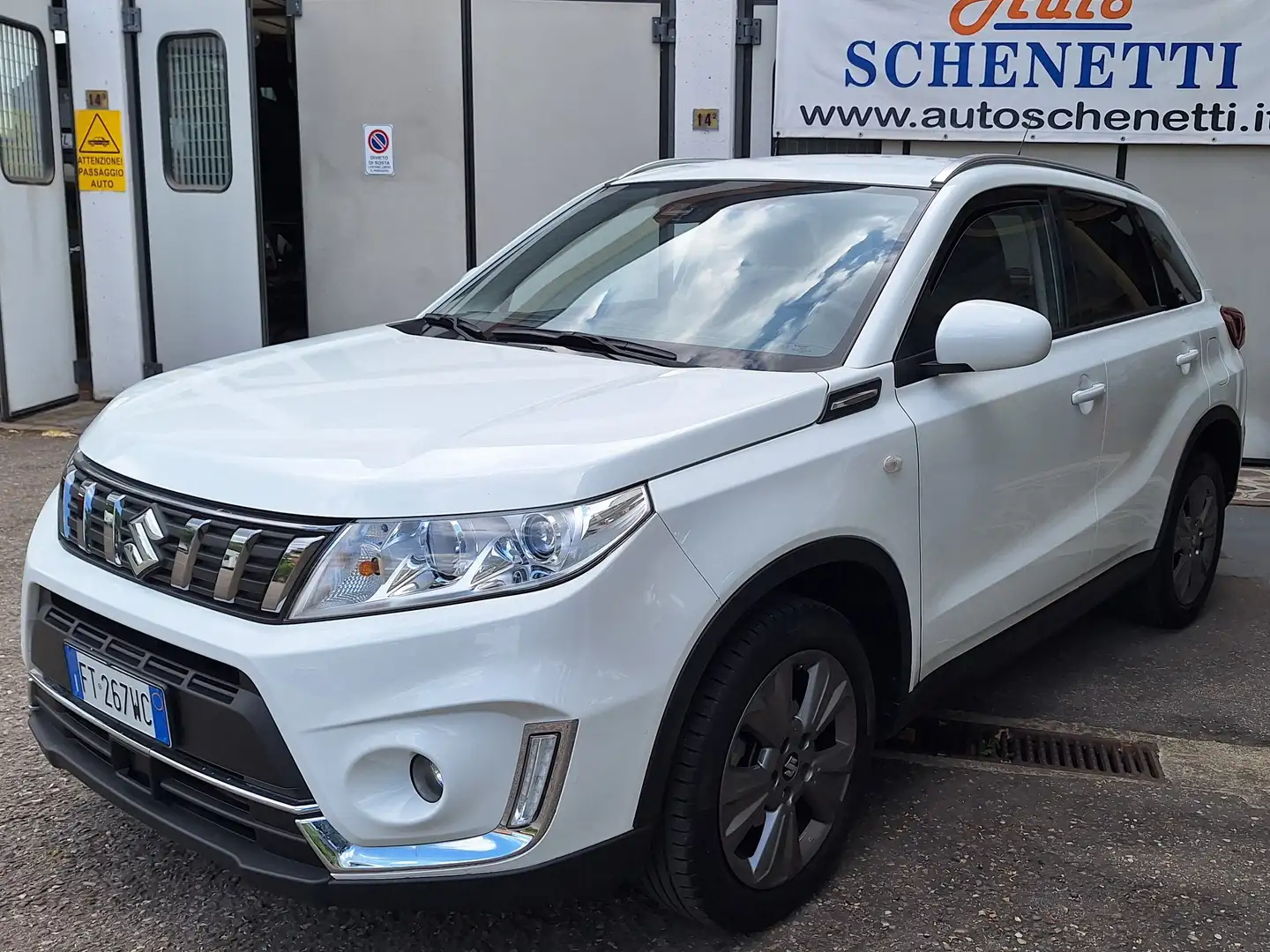 Suzuki Vitara Vitara 1.0 t Cool 4wd UNICO PROPRIETARIO km 22700 Bianco - 1