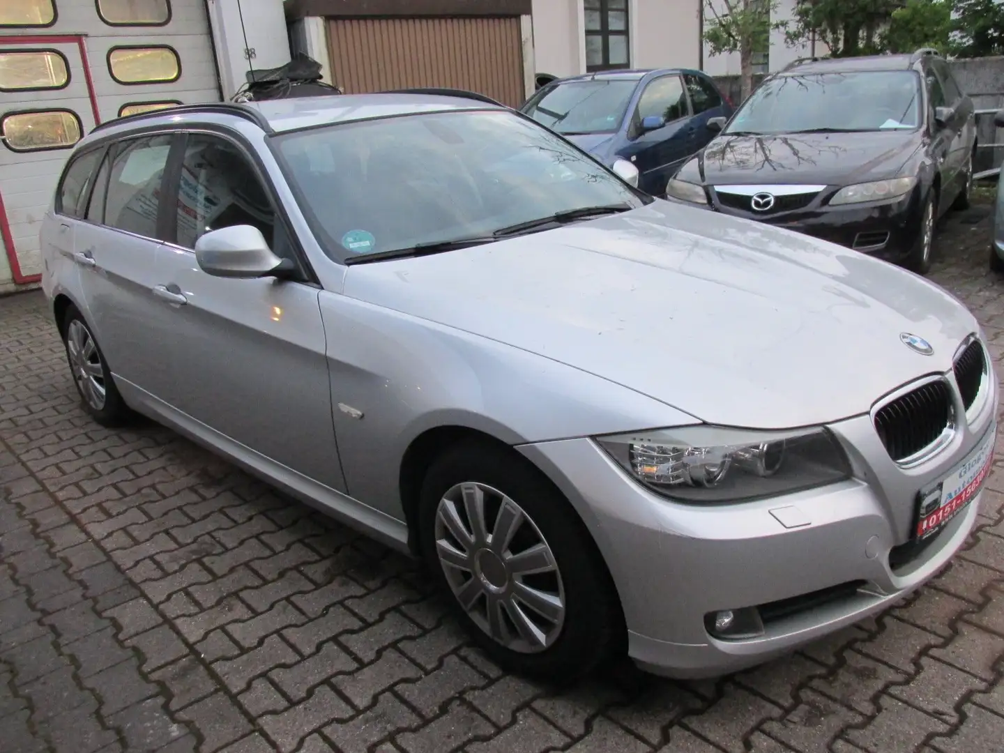 BMW 318 318i Touring*EURO5*TÜV 06/2025/ALU/KLIMA Gris - 2