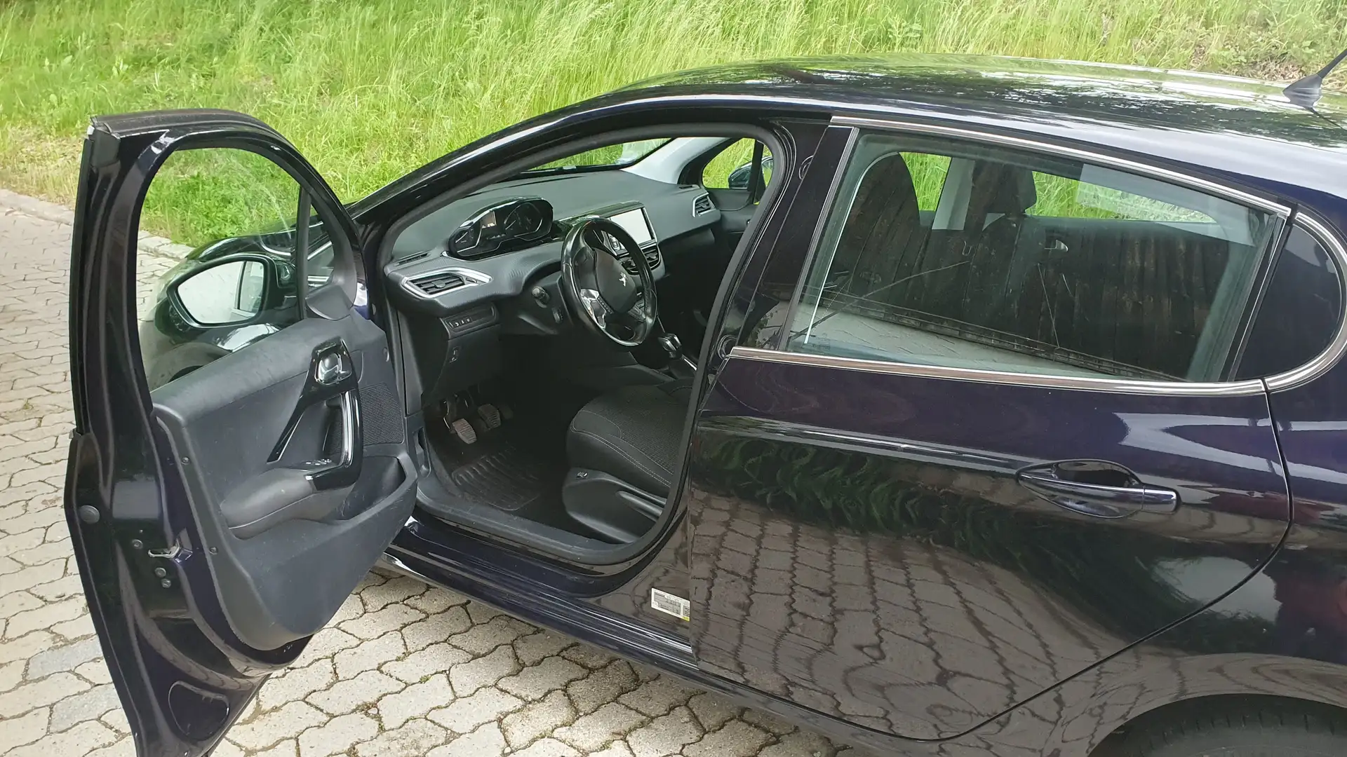 Peugeot 208 208 PureTech 110 Stop Blau - 2