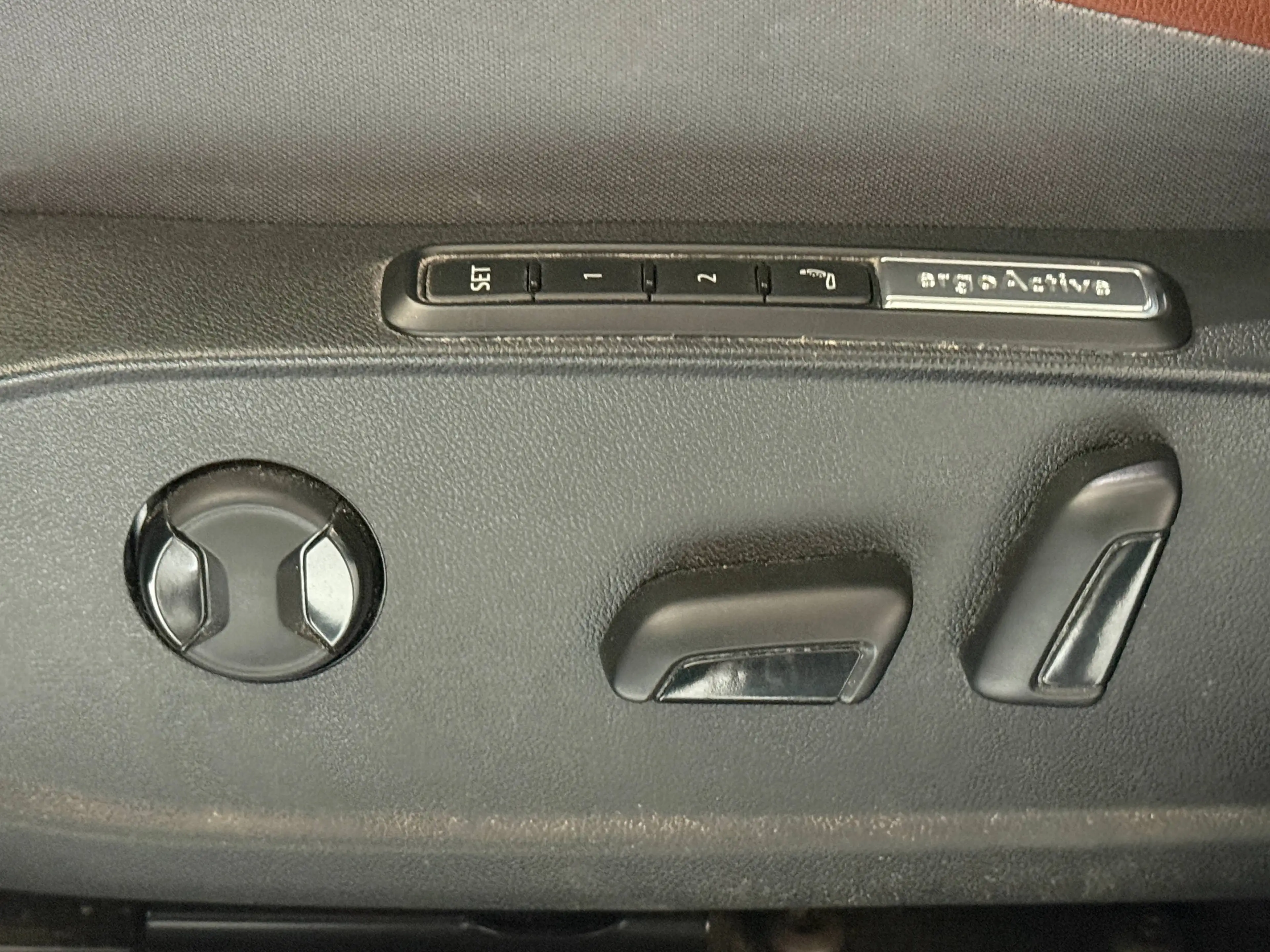 Volkswagen ID.4 Pro Performance 1st Max — photo 8
