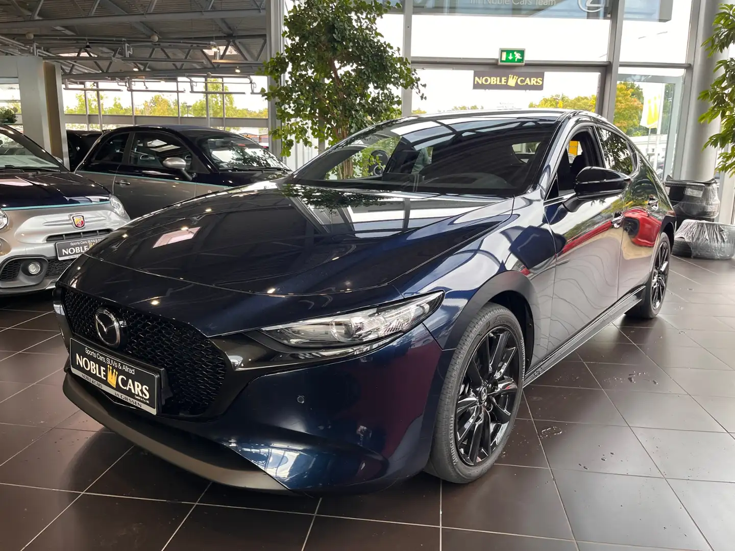 Mazda 3 Lim. 5-trg. Homura RFK NAVI ALU Blau - 1