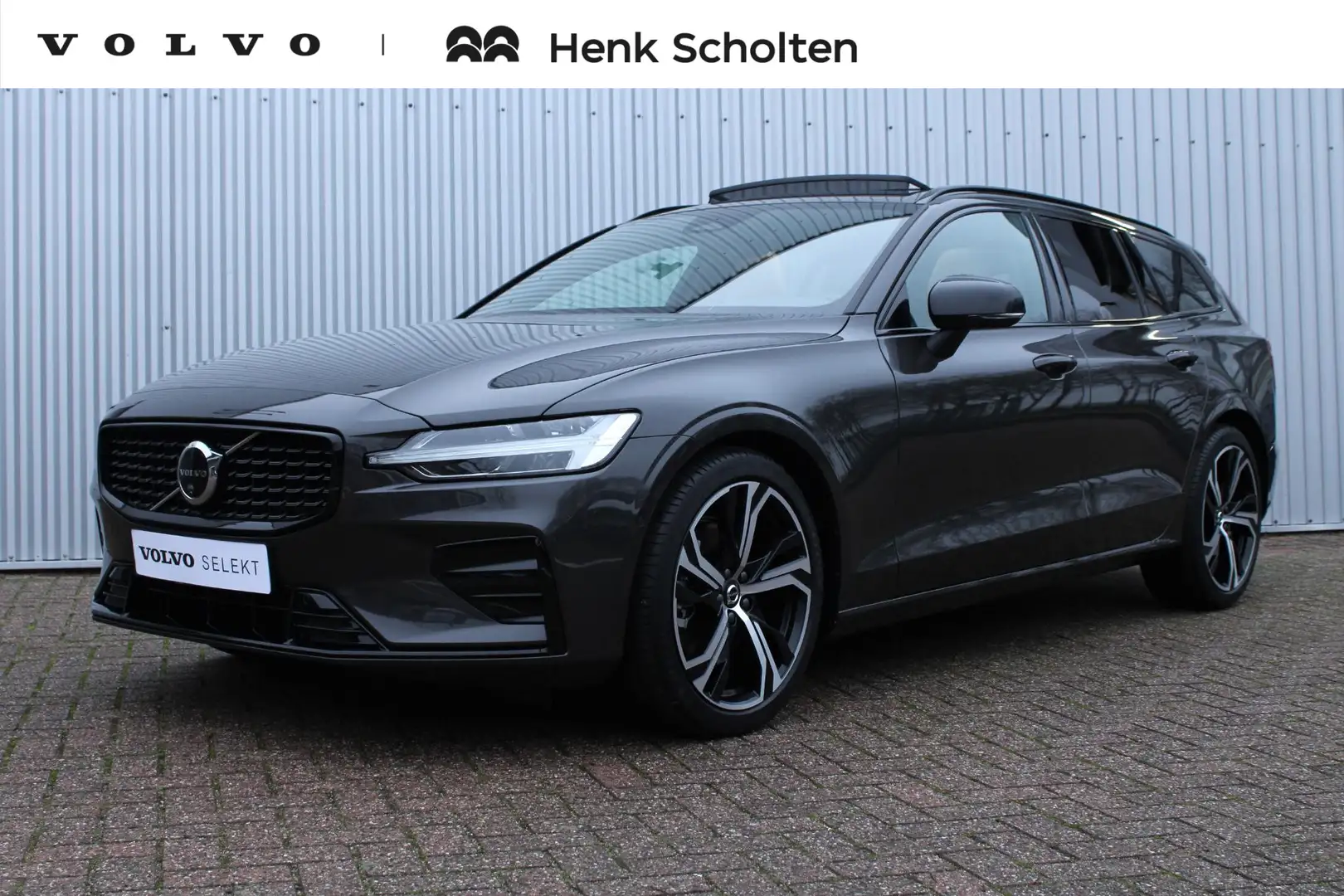 Volvo V60 B4 Plus Dark Automaat | Panoramadak | Verwarmbare Grijs - 1