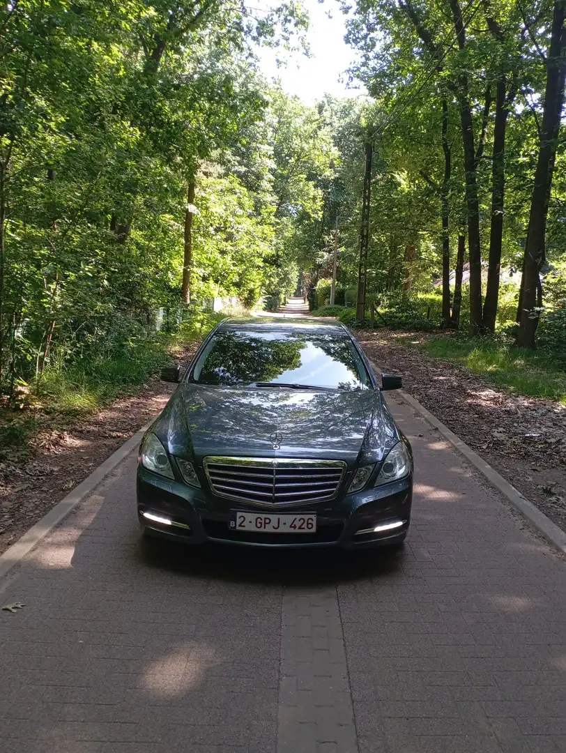 Mercedes-Benz E 200 CDI DPF BlueEFFICIENCY - 2