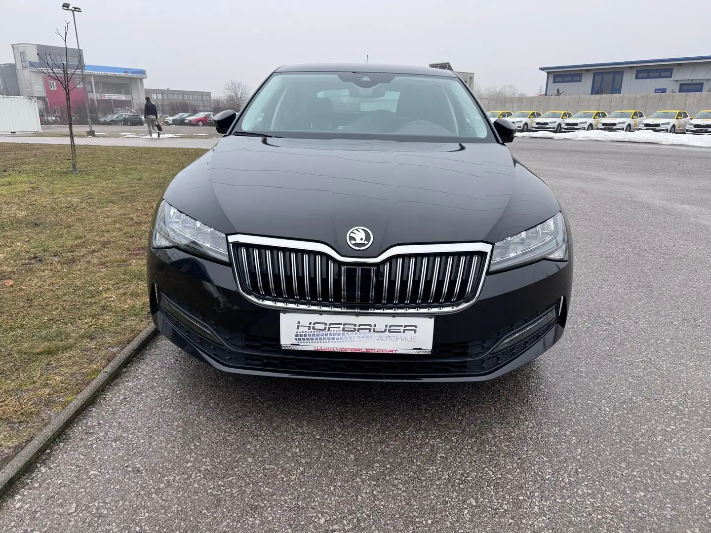 Skoda Superb 4x4 Ambition TDI DSG Schwarz - 2