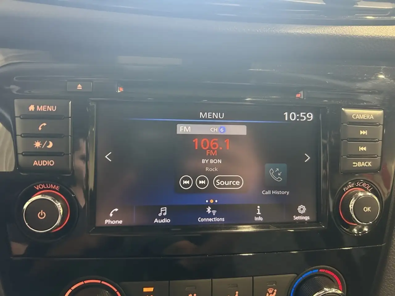 Nissan Qashqai снимка Nissan Qashqai