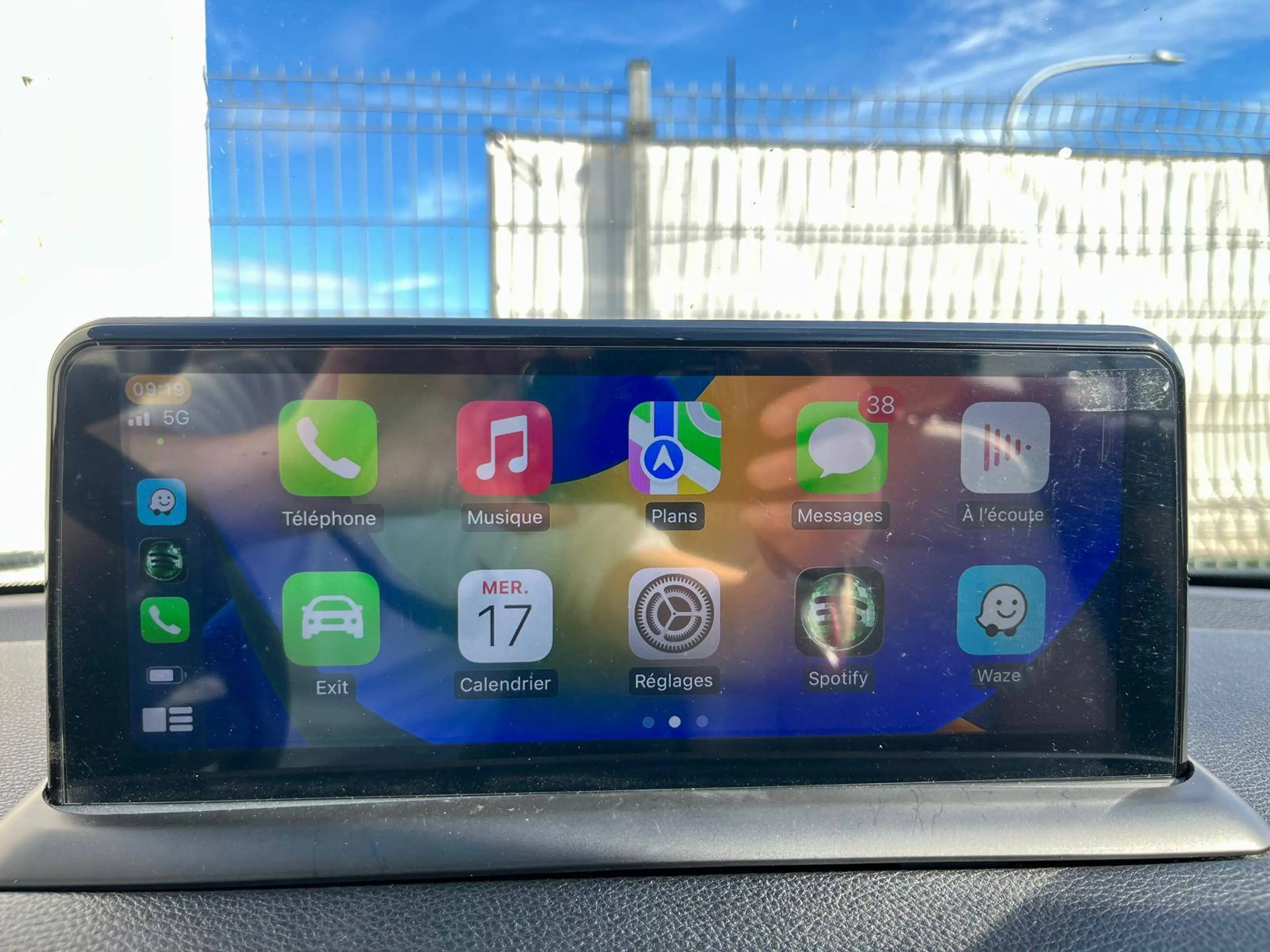 BMW 118 118i CABRIO/CUIR/LED/CARPLAY/CLIM/CAMERA/SIEGES-CH — photo 13