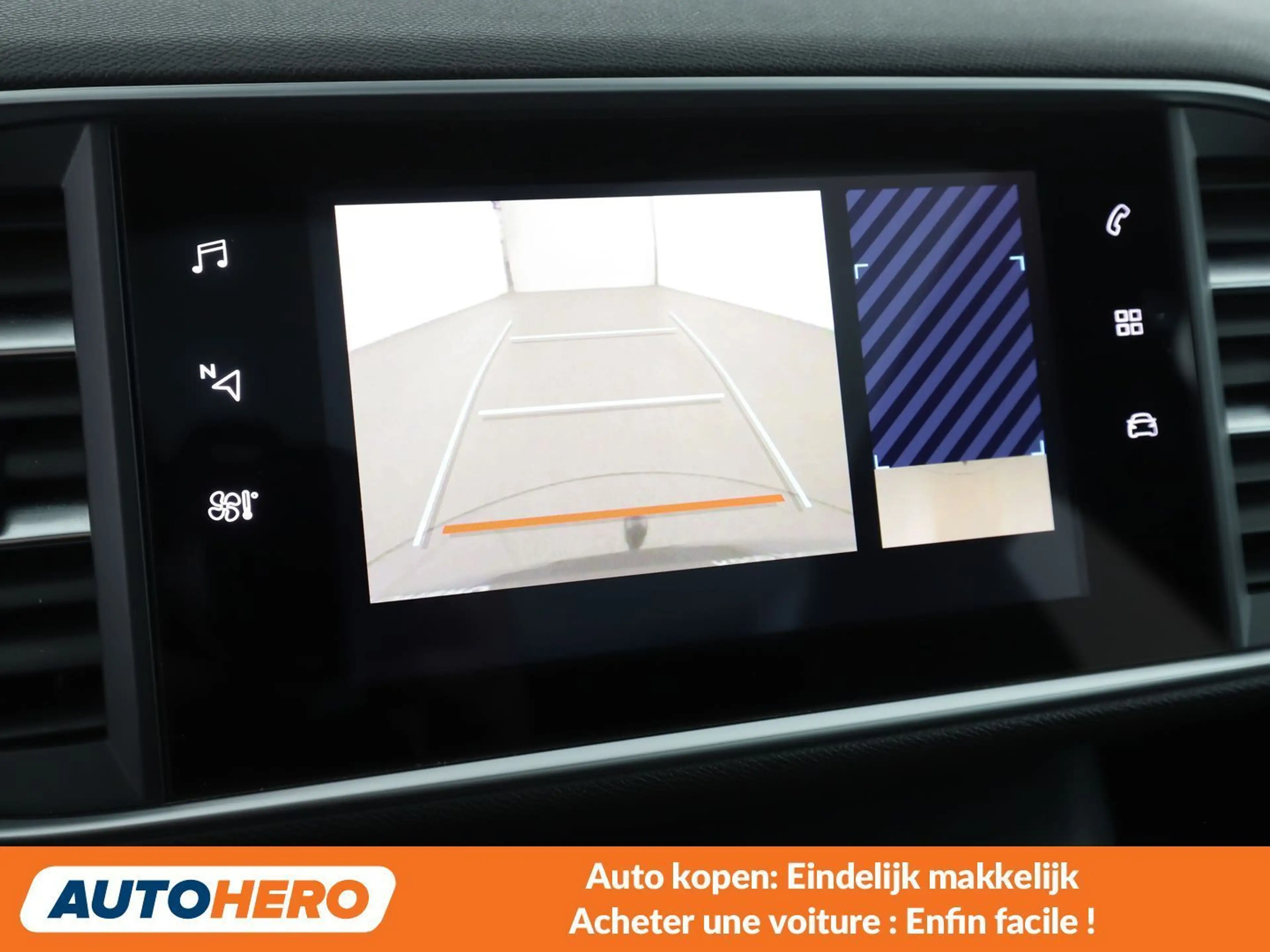 Peugeot 308 1.5 Blue-HDi GT Pack — photo 9