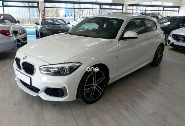 BMW 140 140i xDrive Performance