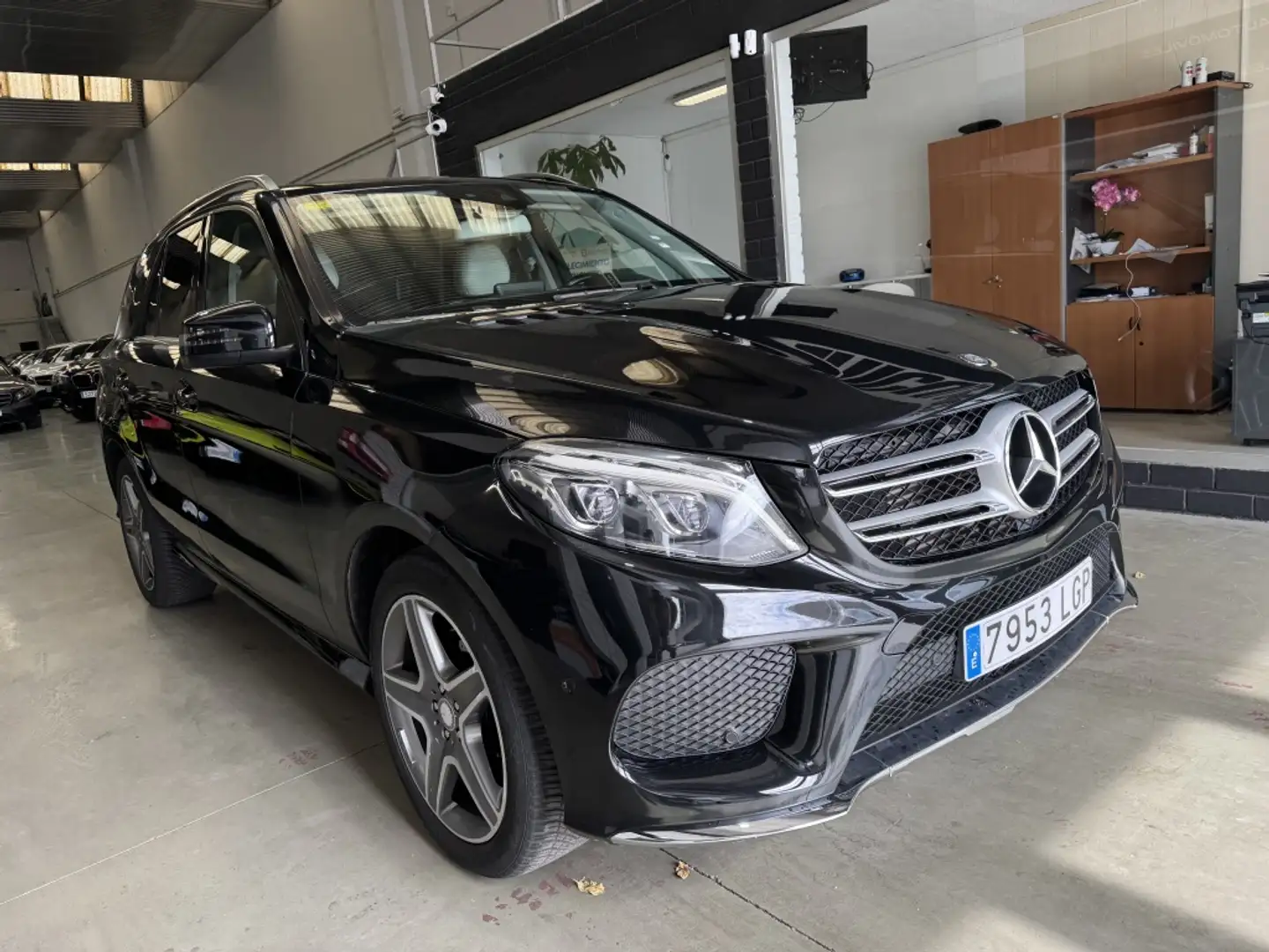 Mercedes-Benz GLE 350 350d 4Matic Aut. Noir - 2