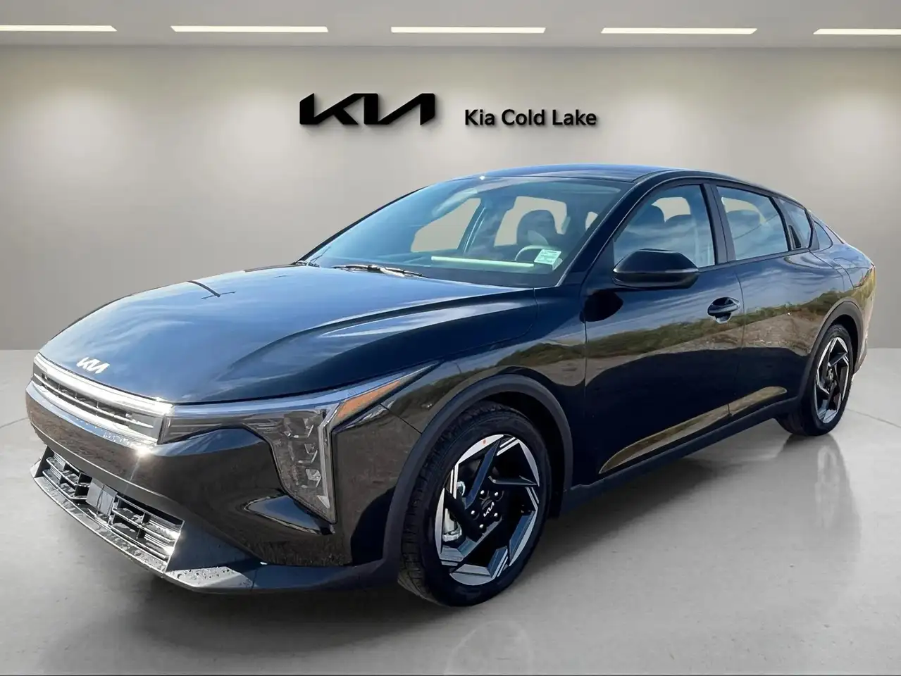 Kia K4 снимка Kia K4