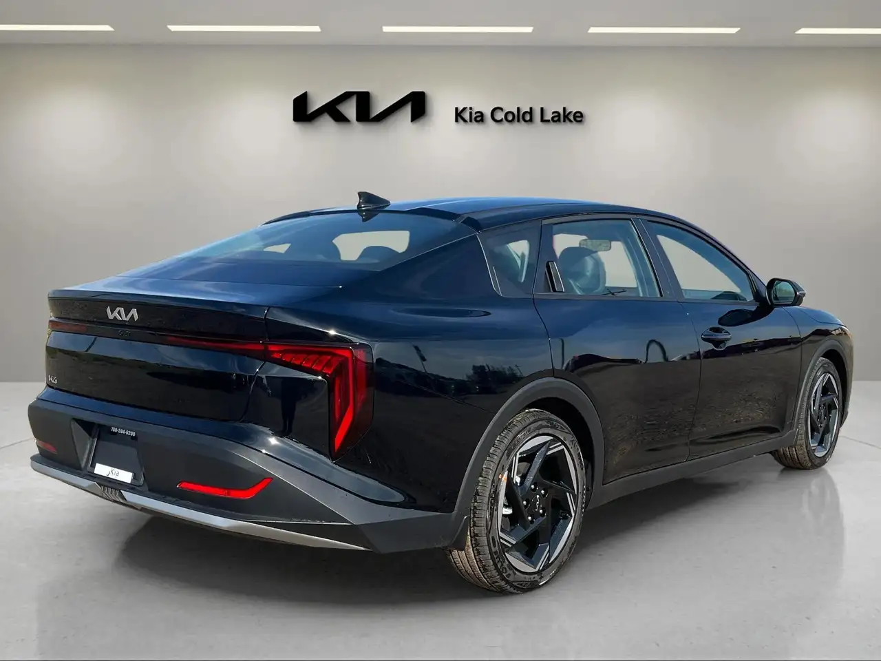 Kia K4 снимка Kia K4