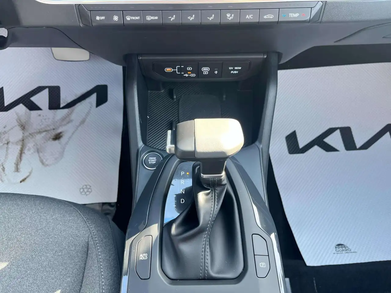 Kia K4 снимка Kia K4