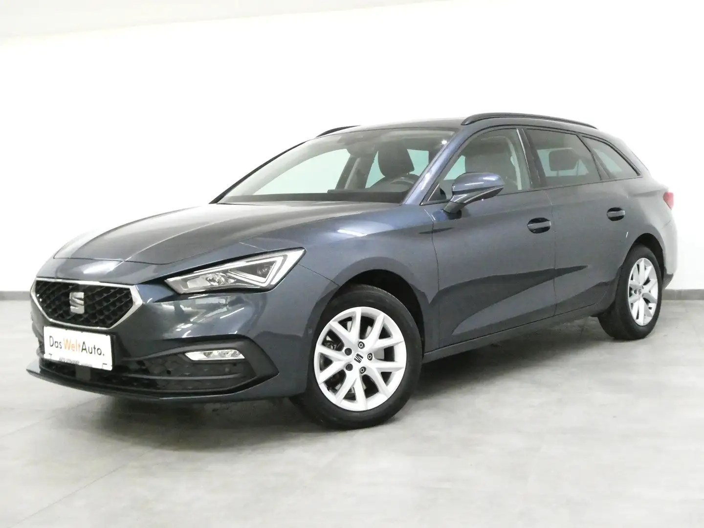 SEAT Leon SP DSG LED Navi ACC Ahk Panorama DAB App R-Kamera Grau - 1