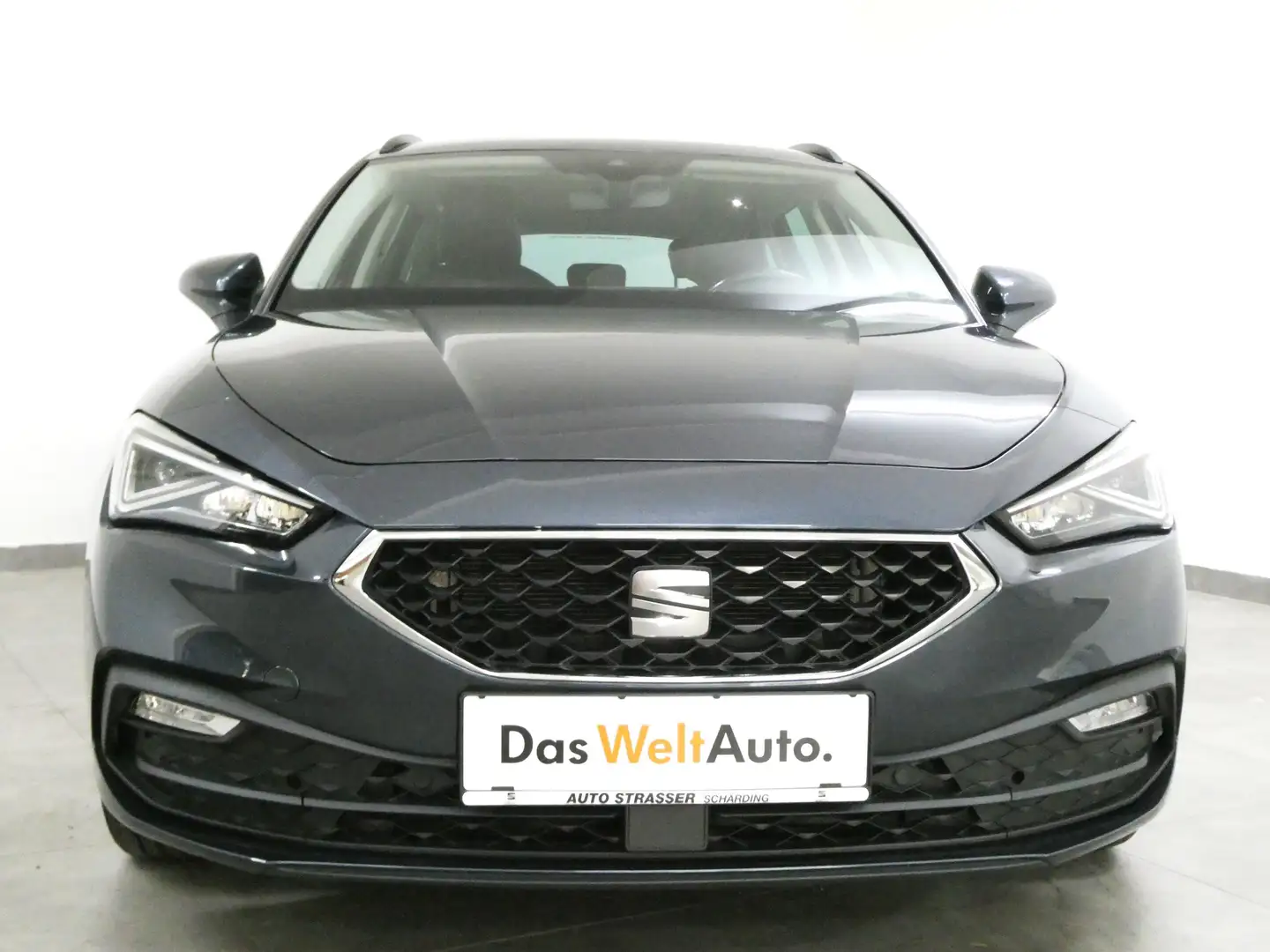 SEAT Leon SP DSG LED Navi ACC Ahk Panorama DAB App R-Kamera Grau - 2