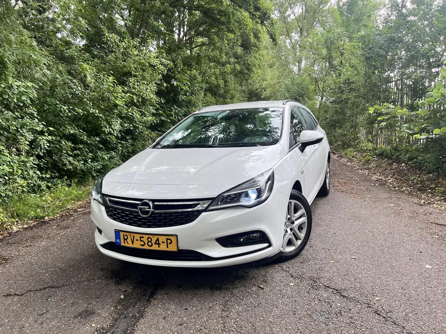 Opel Astra 1.0 Turbo Start/Stop Sports Tourer Active - 1