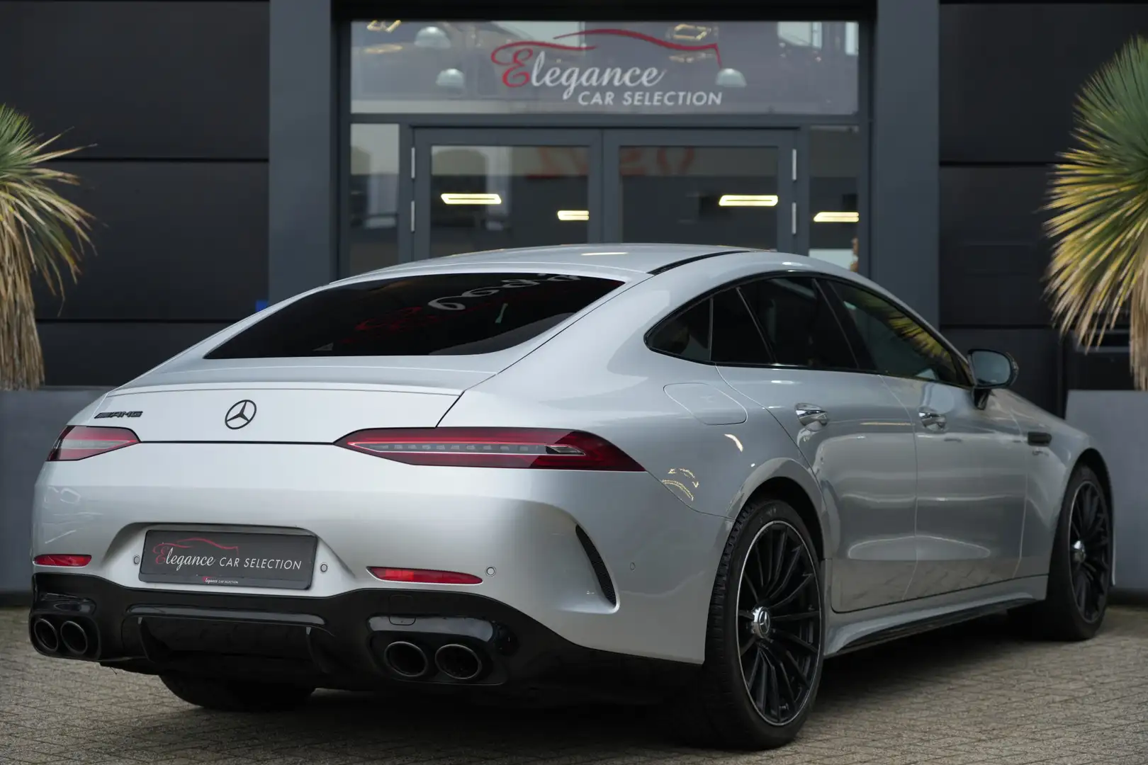 Mercedes-Benz AMG GT 4-Door Coupe AMG 43 4MATIC+ Premium 368pk Burmeste Grau - 2