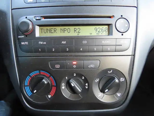 Fiat Grande Punto view 13