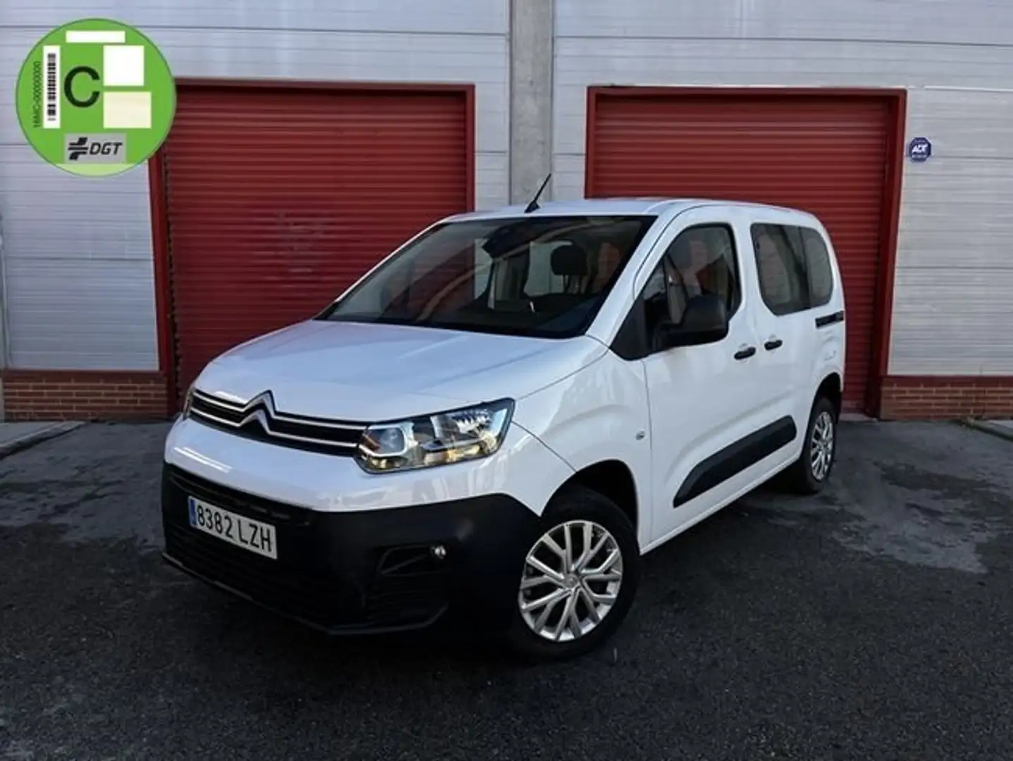 Citroen Berlingo Combi BlueHDi S&S Talla M Shine Business 100 Wit - 1