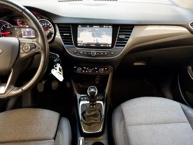 Opel Crossland X view 11