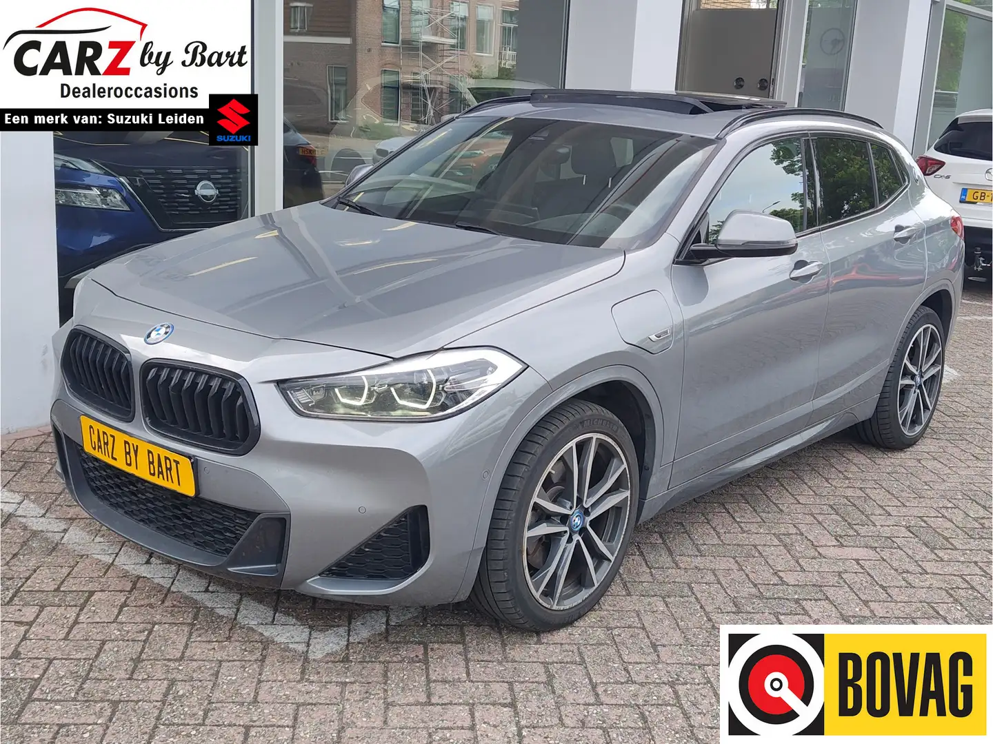 BMW X2 XDRIVE25E HIGH EXECUTIVE AUT. Open dak | Head Up D Zwart - 1