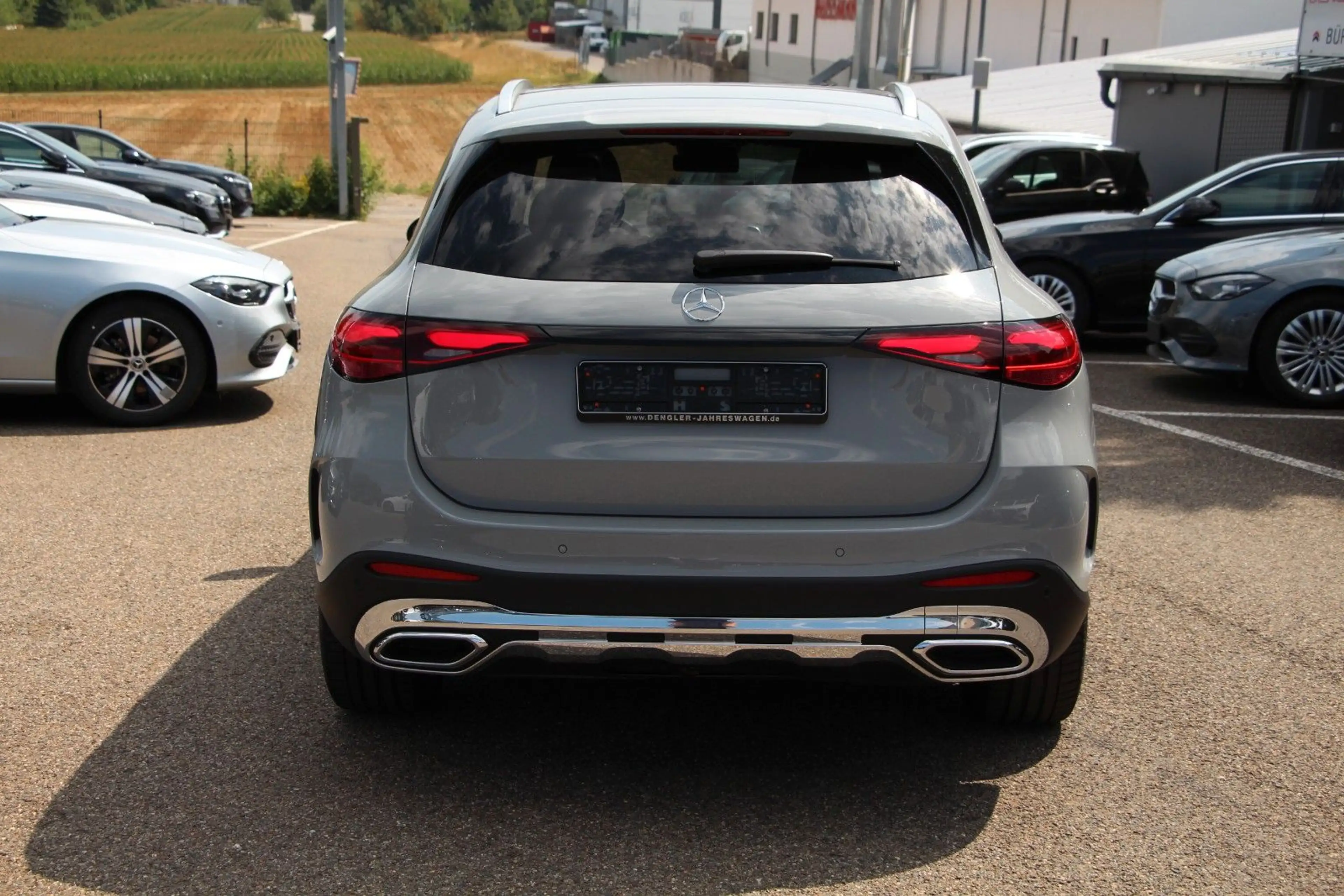 Mercedes-Benz GLC 300 d 4M TECHNIK-PAKET*AHK*360*PANO AMG Line — photo 4