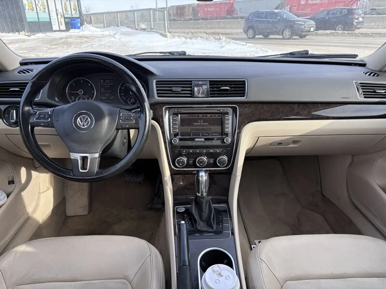 Volkswagen Passat снимка Volkswagen Passat