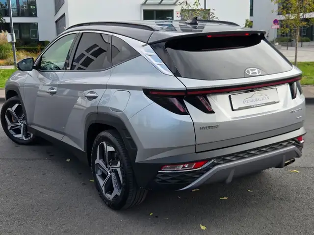 Hyundai Tucson view 4