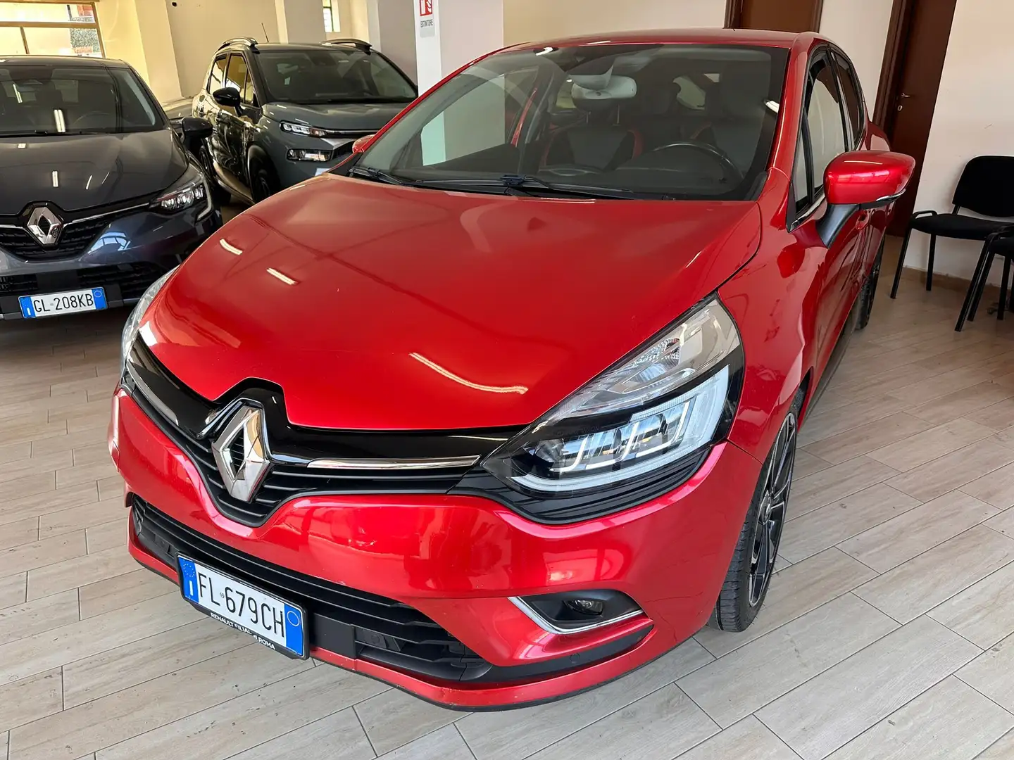 Renault Clio Clio IV 2017 1.5 dci energy GT Line 110cv Rood - 1