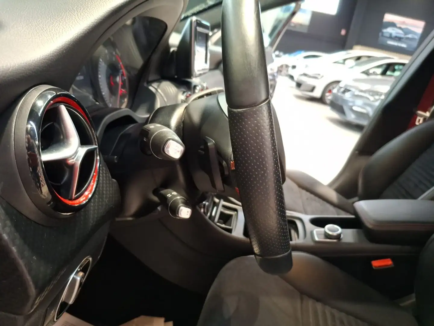 Mercedes-Benz A 250 BE AMG Sport 7G-DCT - 2